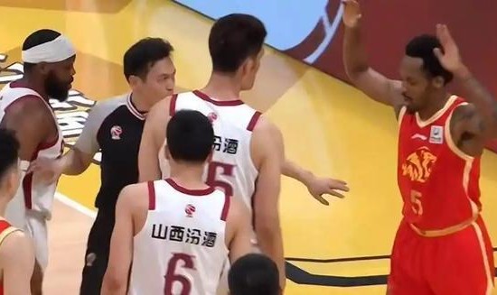 宝威体育-替补分差40分！广厦输球真因：孙铭徽缺阵捅了大窟窿？